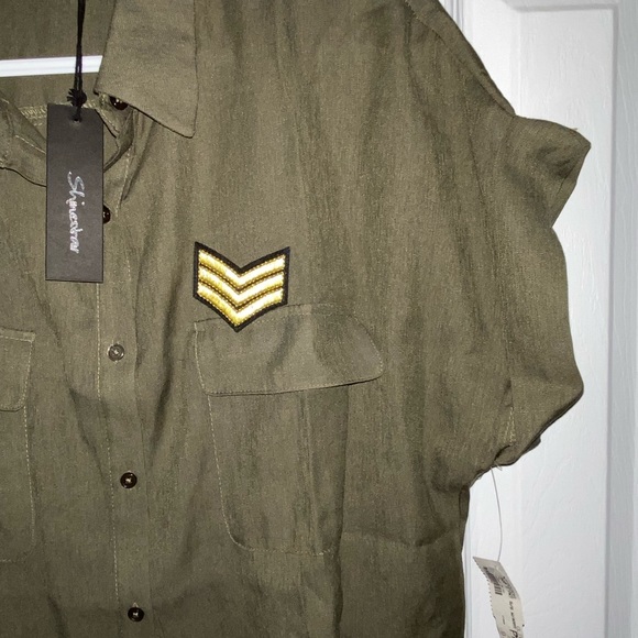 Cropped Blouse - Picture 2 of 5